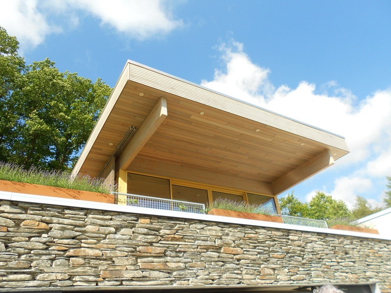 MAISON B