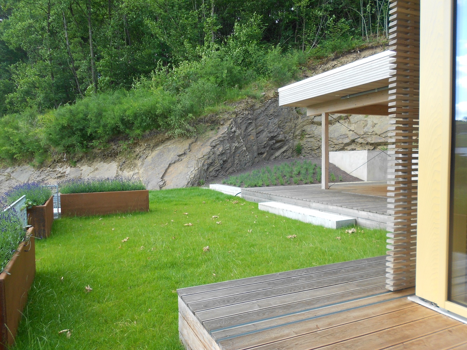 MAISON B